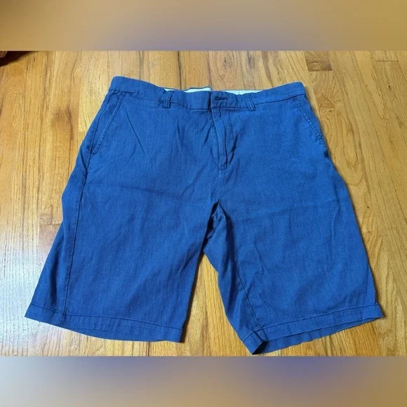 Old Navy Men's Blue Shorts - Picture 2 of 10